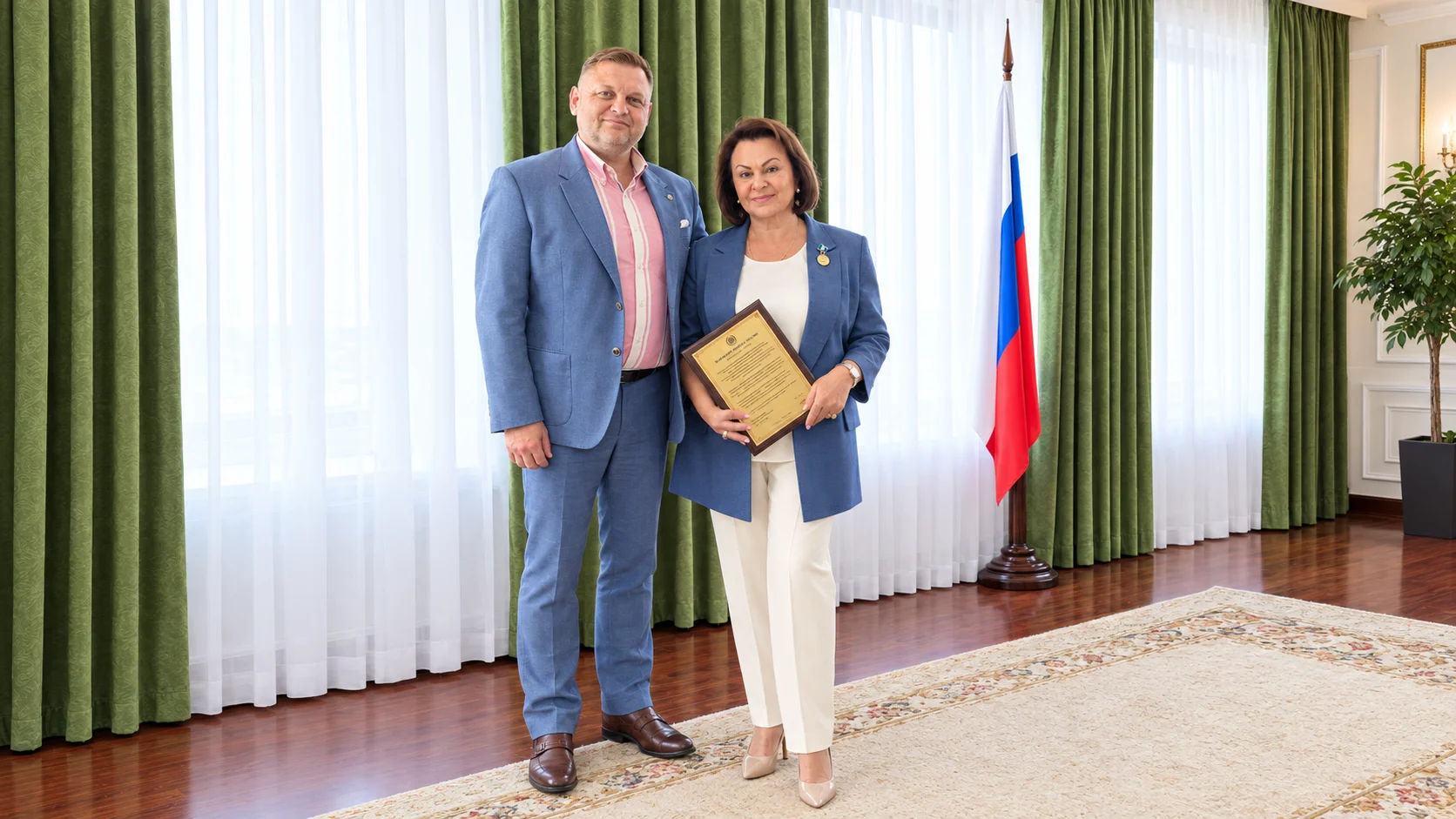 Счетная палата ЗАТО Северск принесла свои теплые поздравления коллективу Счетной палаты Города Томска
